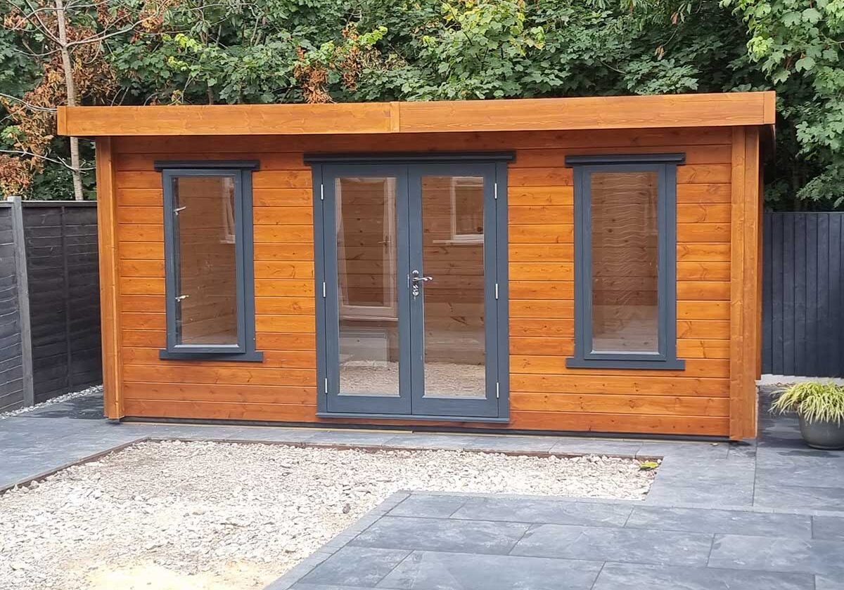 Pent Log Cabin 3m x 4.8m